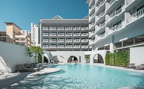 เทอร์ร่า นารา